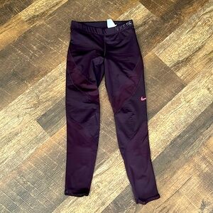 Nike leggings